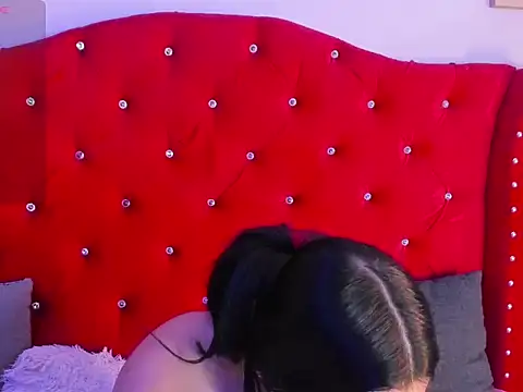 kylie1_ls's cam snapshot