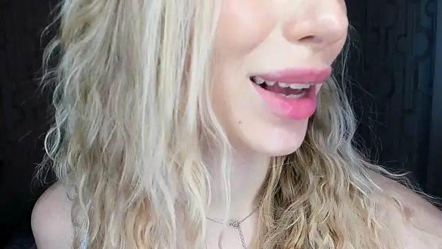 Elysia_kiss's cam snapshot