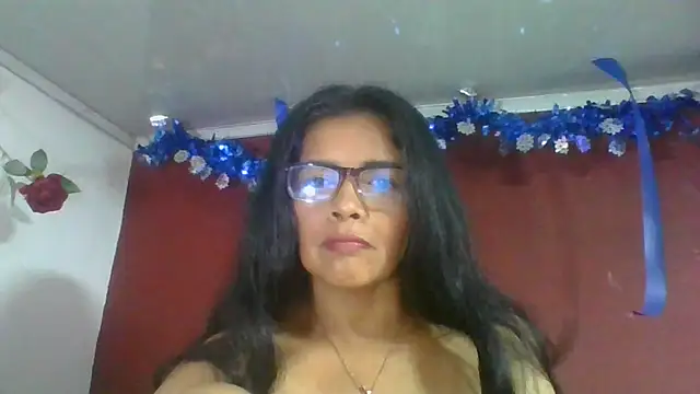 DianaOchoa_'s cam snapshot