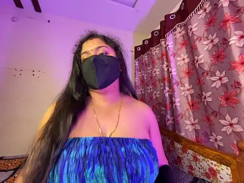 LouleyRanii's cam snapshot