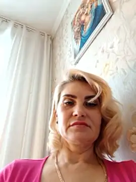 JennyOMay live sex cam