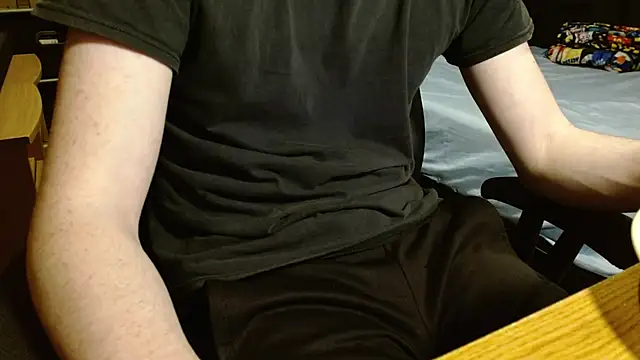 readytocome90's cam snapshot