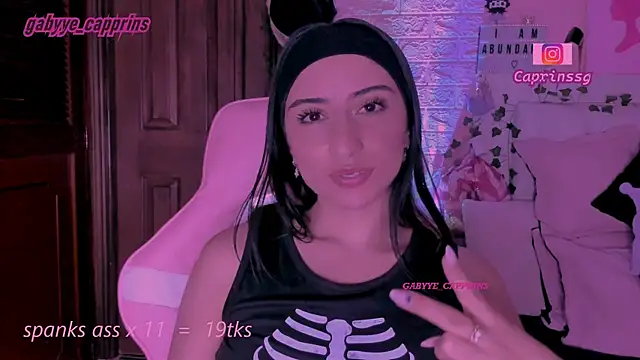 gabyye_capprins's cam snapshot