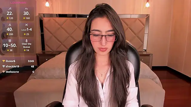 LarisaSmirnov's cam snapshot