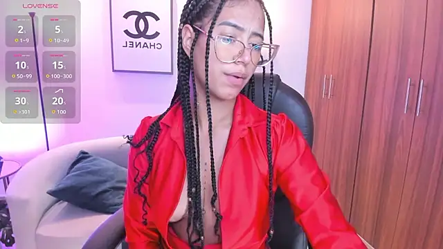 raven_stonee's cam snapshot