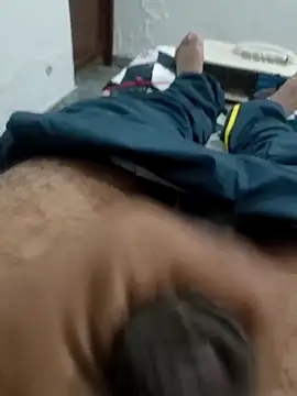 Gururonny07 live sex cam