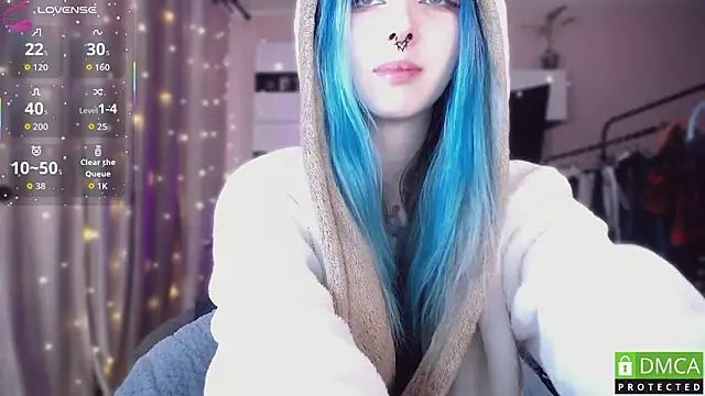 JustMeowGirl's cam snapshot