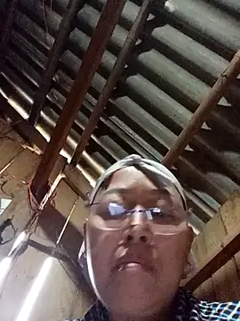 Agnes-baby's cam snapshot