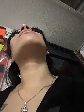 cristal__violetaa's cam snapshot