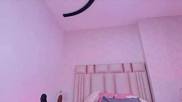 _carolina_fox's cam snapshot