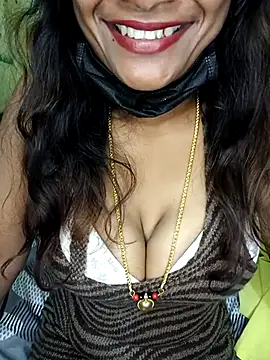 Premalatha_28's cam snapshot