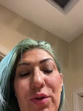 LittleMissEeve's cam snapshot