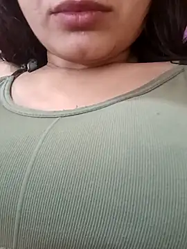 CuteSarikaLIVE's cam snapshot