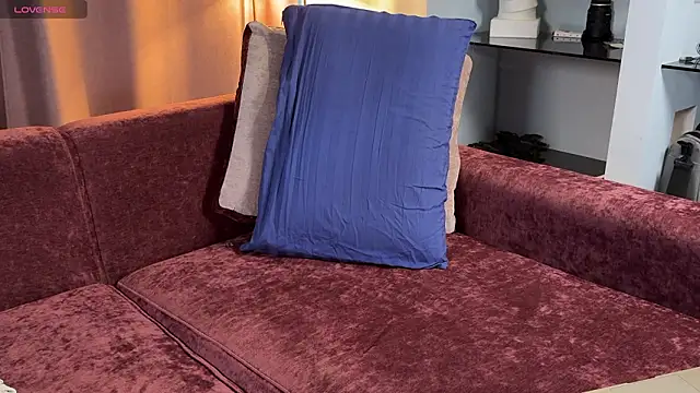 MrbigLouis live sex cam