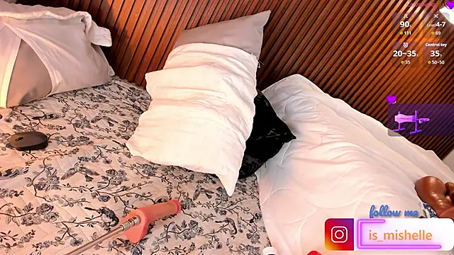 _mishelle's cam snapshot