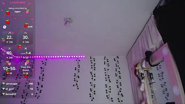 iris_sky's cam snapshot