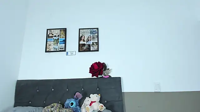 Princesita_Sofia_'s cam snapshot