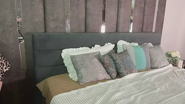 LillAlice's cam snapshot