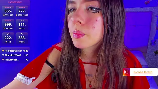 Kitty_Rose_CS's cam snapshot