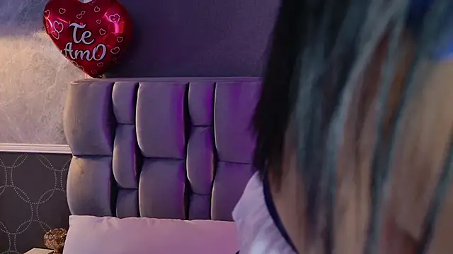 janetteJones_'s cam snapshot