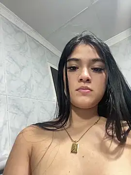 EmmaLou__'s cam snapshot