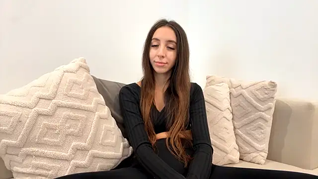 LuellaHalifax's cam snapshot