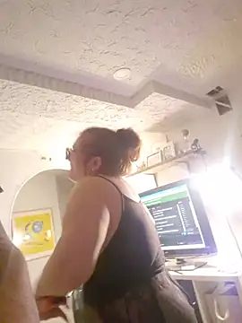 wildyoungNhorny's cam snapshot