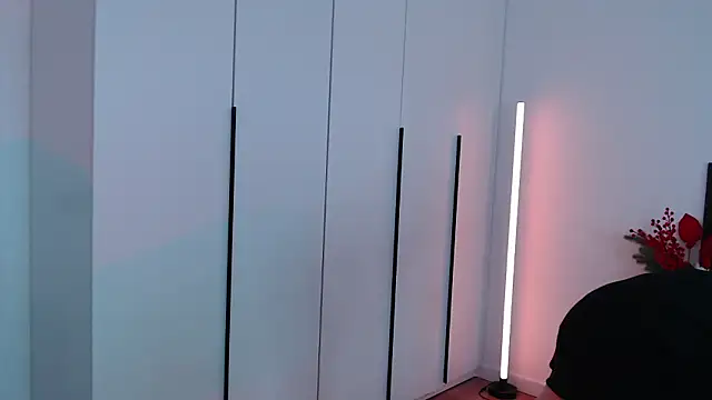 LunaticaBae's cam snapshot