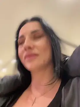 Roxana-Sexy live sex cam