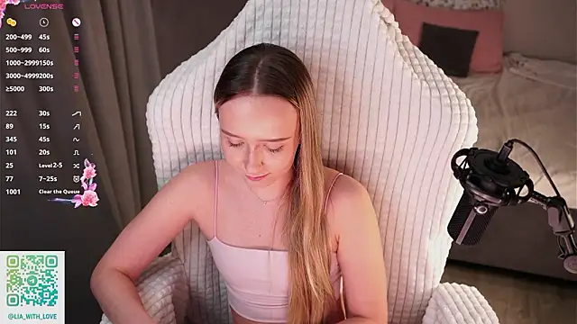 HollisBeckett live sex cam