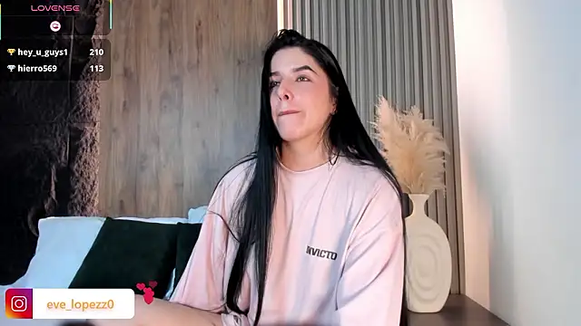 evelin_lopezz's cam snapshot