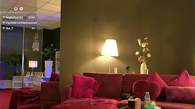 MaddyHeart live sex cam