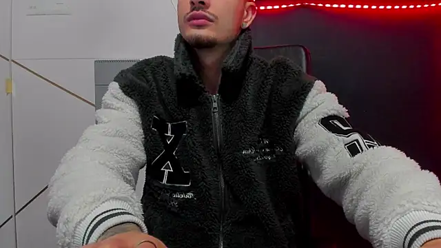 BrandonTate live sex cam