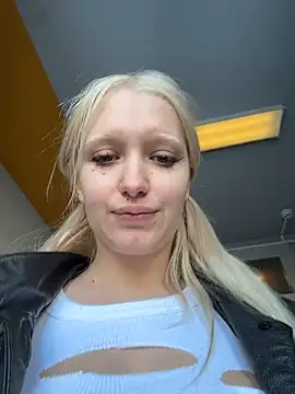 Milkyy_wway live sex cam