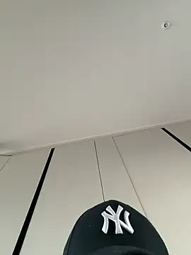 rraadorr live sex cam