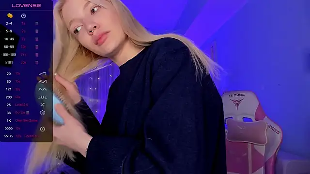 AnyaTaylor_'s cam snapshot