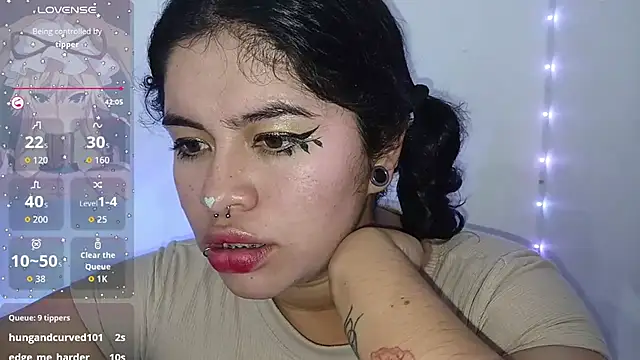 Magic_Alicee_'s cam snapshot