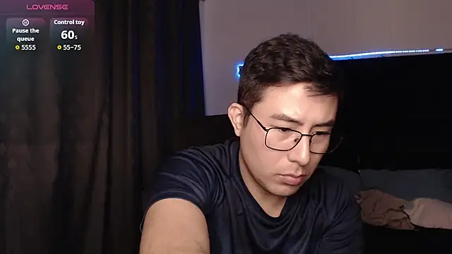 andrewmhilton_ live sex cam