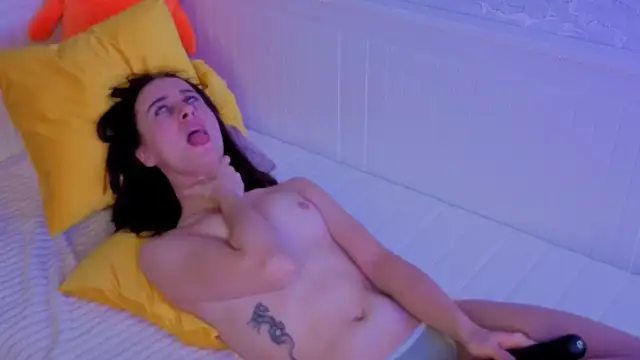 MarcelinaMei's cam snapshot