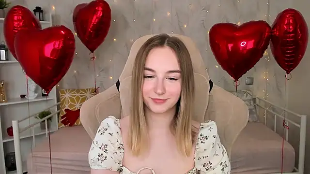 Shy_Polly's cam snapshot