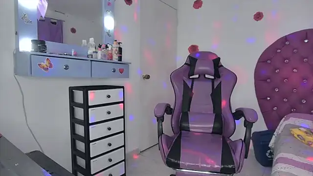 soffy_rosses's cam snapshot