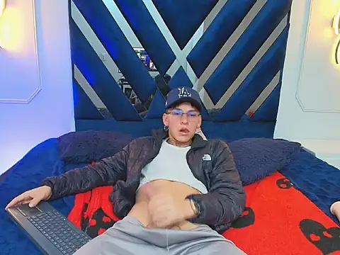Alexander_Collinss live sex cam