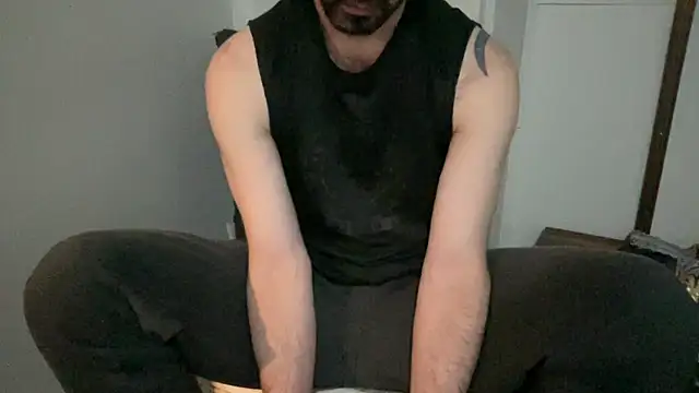 alphajoshkosh's cam snapshot