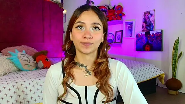 alisson_zafiro_'s cam snapshot