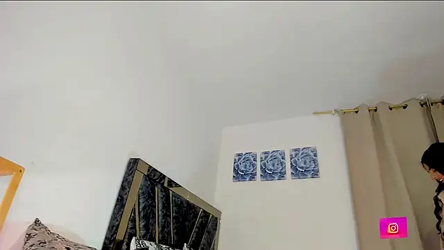 Ariadna-07's cam snapshot