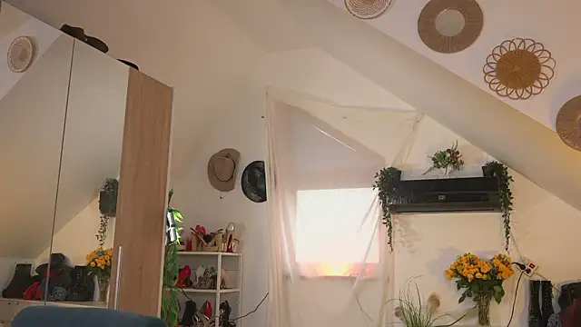 Amaliamour's cam snapshot