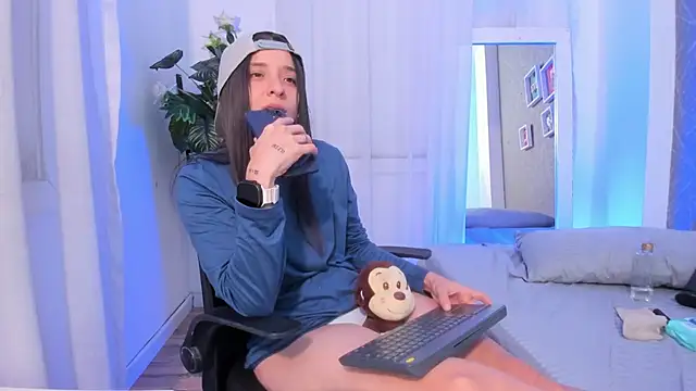 ViictoriiaSaenz's cam snapshot