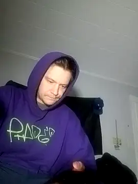 ChuckyyDee live sex cam