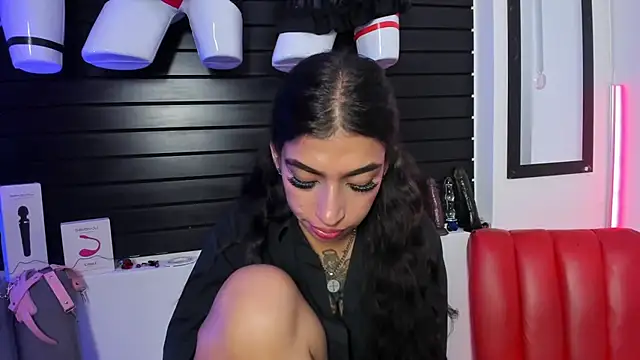 TeennNaugthy18's cam snapshot