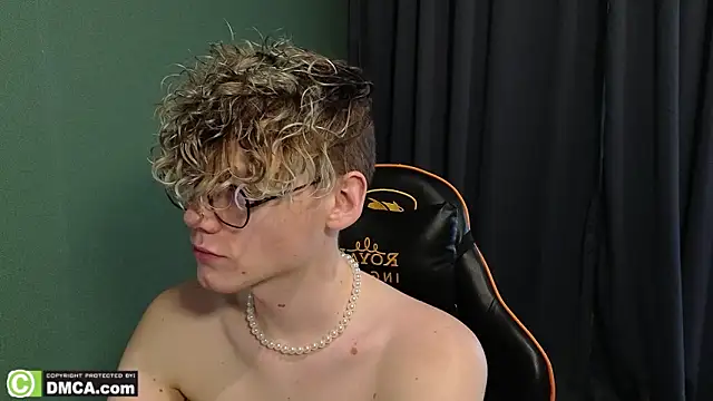 Keytaro live sex cam